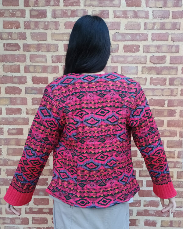 campera en vista de espalda